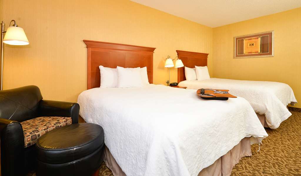 Hampton Inn Utica Cameră foto